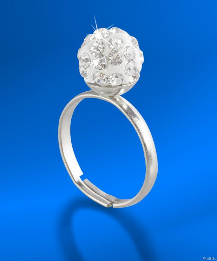 Fehér multikristály gyűrű, ezüstszínű fémmel