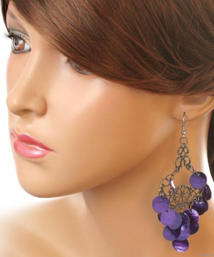 Chandelier fülbevaló lila gyöngyház lemezekkel