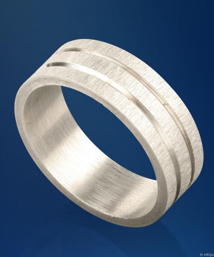 Ezüstszínű uniszex gyűrű két vésett sávval, 17 mm