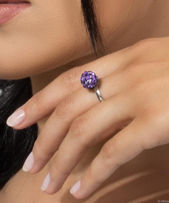 Lila multikristály gyűrű, ezüstszínű fémmel