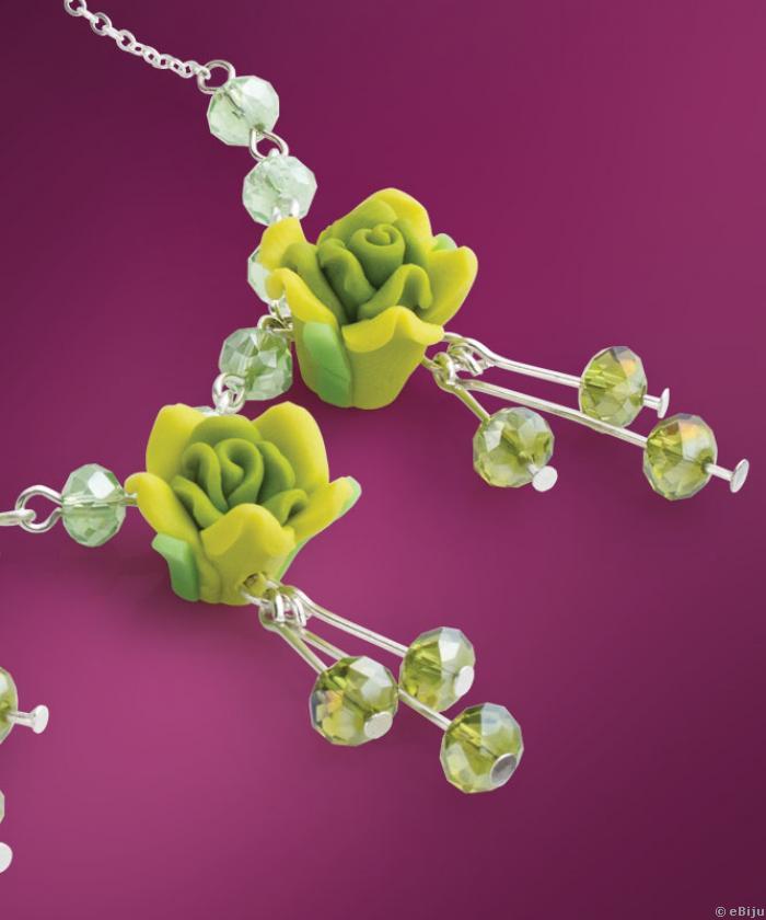 Nyers zöld nyakék fimo virágokkal és kristályokkal