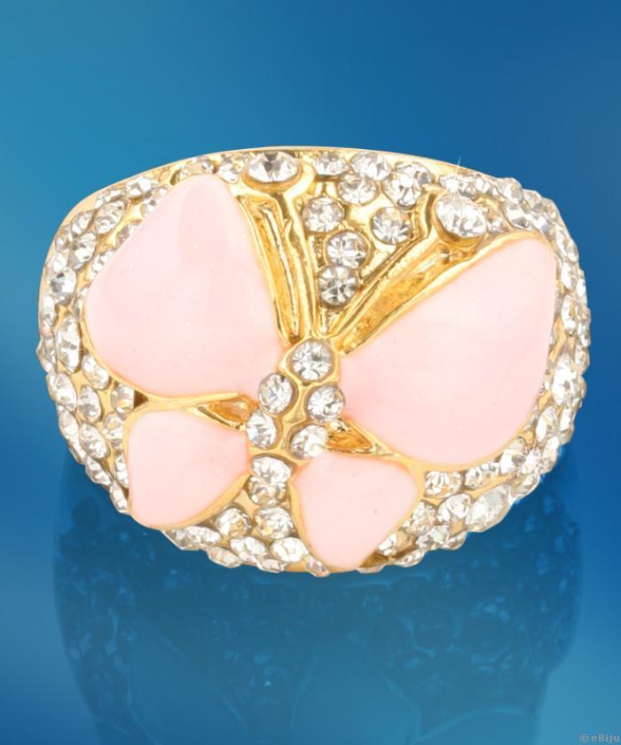Rózsaszín pillangós gyűrű fehér strasszokkal (méret 18 mm)